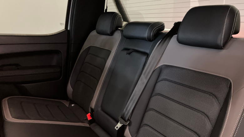 Volkswagen Amarok Diesel D/Cab Pick Up Style 3.0 V6 TDI 240 4MOTION Auto